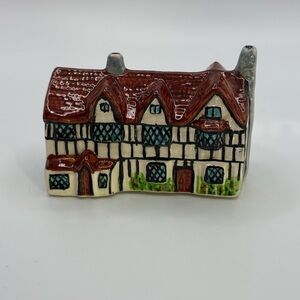 VTG Miniature Ceramic/Chalk Shakespeare Birthplace Town House 3X2.5”